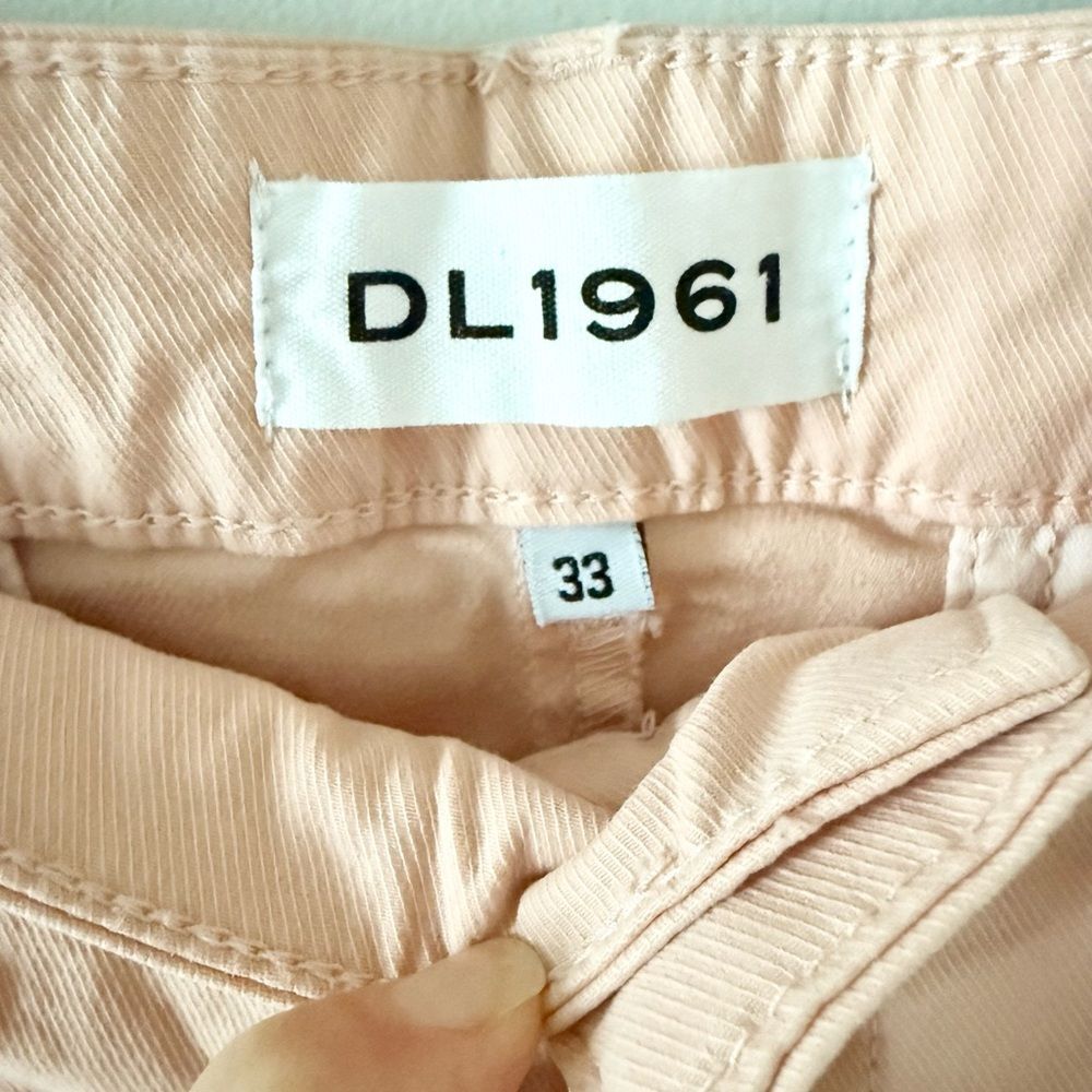 DL1961 Nordstrom Jake Chino Short in Peach - Size 33 - Picture 4 of 6